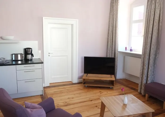 65Qm Wohnung Klosterblick Im Historischen Pfarrhaus Pielenhofen